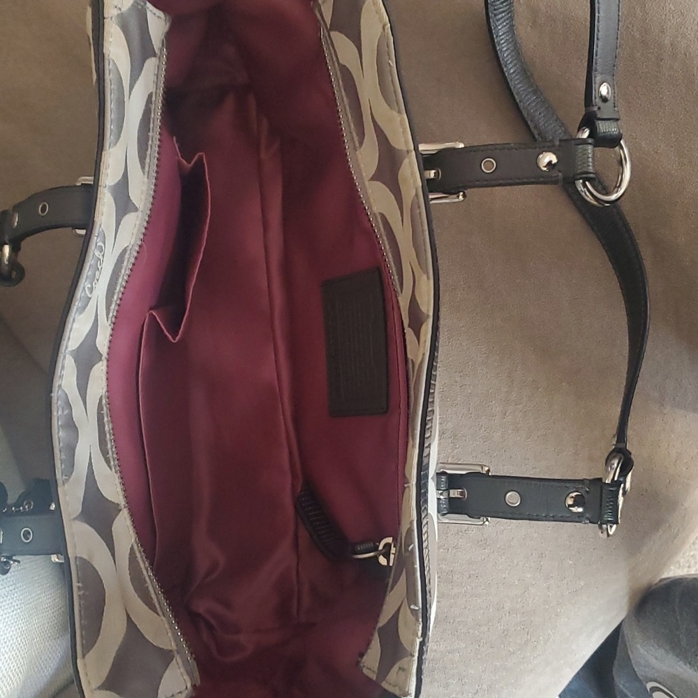 Coach tote - Picture 3 of 11